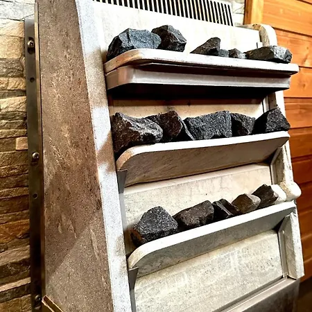 Kaksio Sauna Yard And Covered Terrace * Hyvinkää