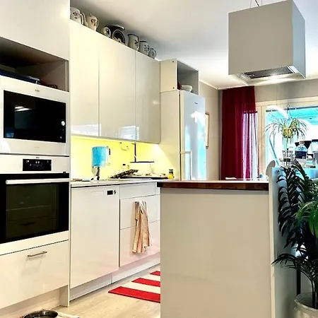 Kaksio Sauna Yard And Covered Terrace Hyvinkää